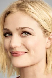 Alison Sudol