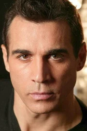 Adrian Paul