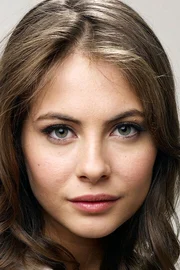 Willa Holland