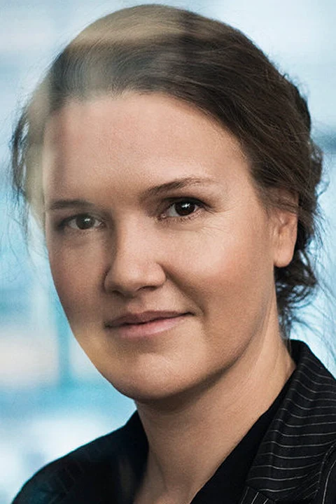 Луиза Вест