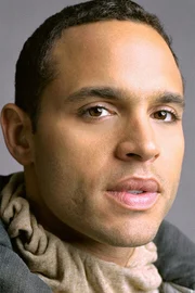 Daniel Sunjata