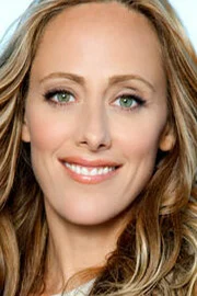 Kim Raver