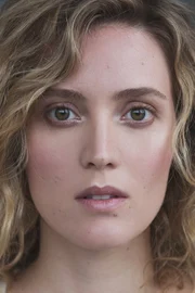 Evelyne Brochu