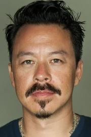 Mike Wiluan