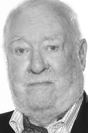 Freddie Jones