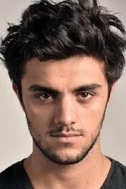 Felipe Simas
