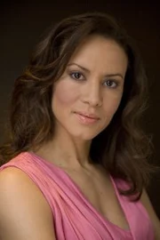 Roxanne Amandez