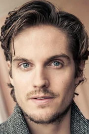Daniel Sharman