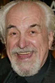 Louis Zorich