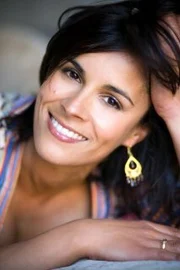 Shanti Correa