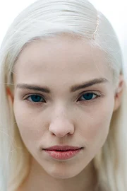Sasha Luss