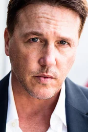 Lochlyn Munro
