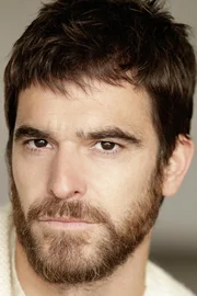 Alfonso Bassave