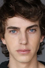 Chase Ellison