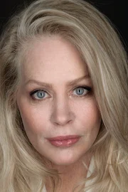 Beverly D'Angelo