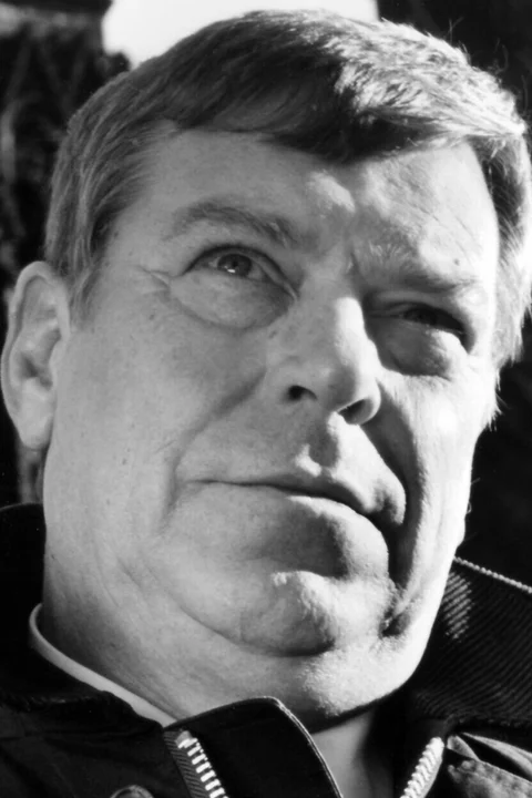 Warren Clarke