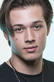 Leo Howard
