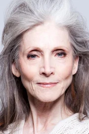 Eveline Hall