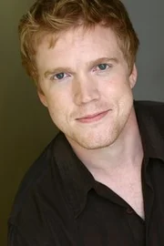 Dustin Tucker