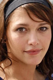 Emma de Caunes