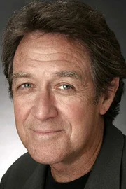 Larry Pine