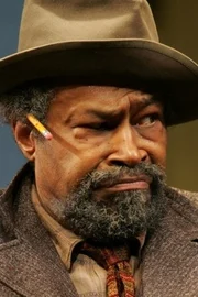 Anthony Chisholm