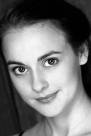 Sara Topham