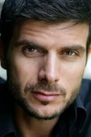 Manos Gavras