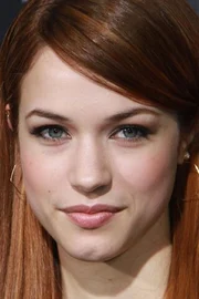Alexis Knapp