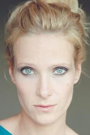 Анна Слю