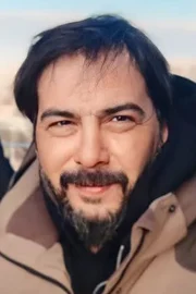 Sevki Es