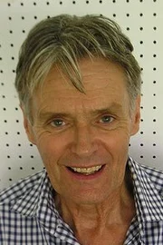 Simon Williams