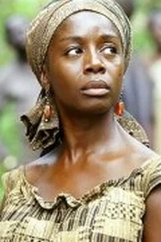 Akosua Busia