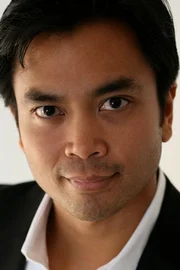 Jose Llana