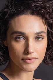 Débora Nascimento