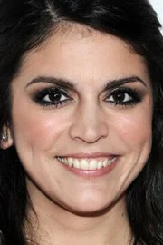 Cecily Strong