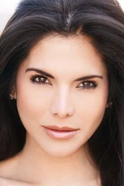 Joyce Giraud