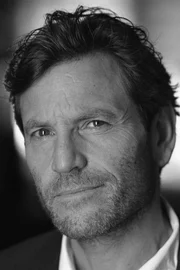 Tchéky Karyo
