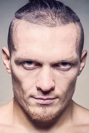 Александр Усик