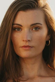 Anna Hindman