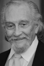 Roy Dotrice