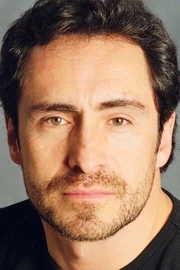 Demián Bichir