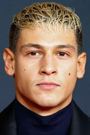 Emilio Sakraya
