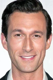 Aaron Lazar