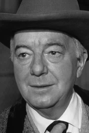 Maurice Evans