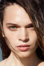 Anna Brewster