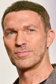 Travis Knight