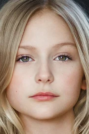 Alyvia Alyn Lind