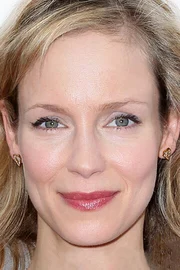 Laura Regan