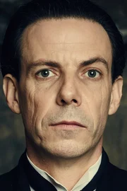 Noah Taylor